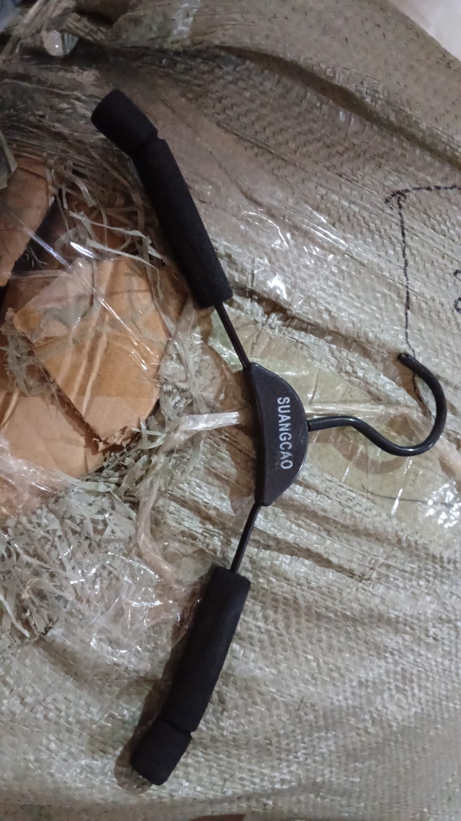 Solid Sponge Hanger Non-Slip Hanger Home No Trace Clothes Hanging Pants Clip Clothing Store Hangers, Clothes Hanger for Closet Wedding Dress Women, Men, Children Clothing (1 Pc / Mix Color) Solid Sponge Hanger Non-Slip Hanger Home No Trace Clothes Hanging Pants Clip Clothing Store Hangers, Clothes Hanger for Closet Wedding Dress Women, Men, Children Clothing (1 Pc / Mix Color)